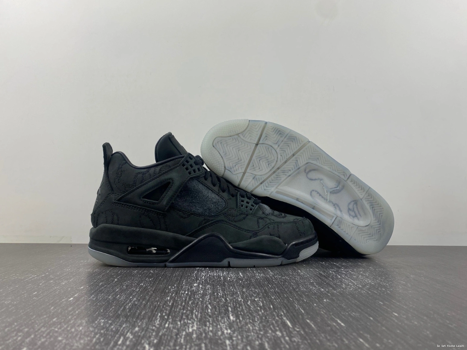 930155 'Black' Retro Air 001 KAWS 4 Jordan x - 0929